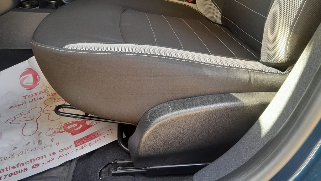 DRIVER SEAT SWITCHES