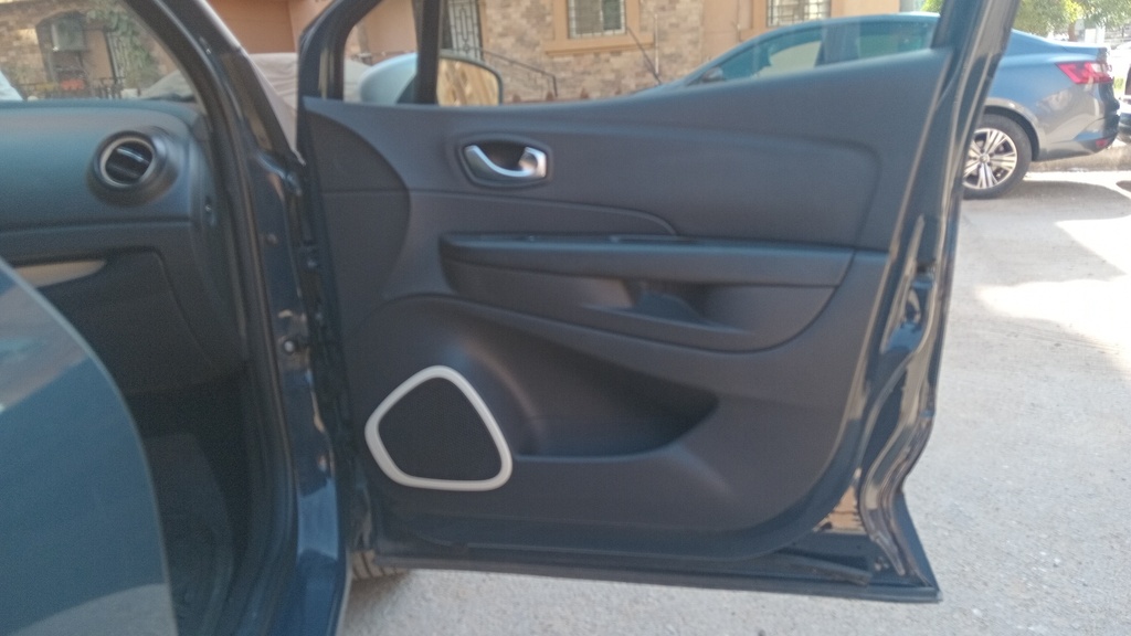 FR R DOOR