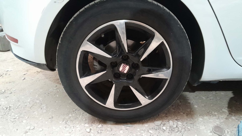RR R TIRE