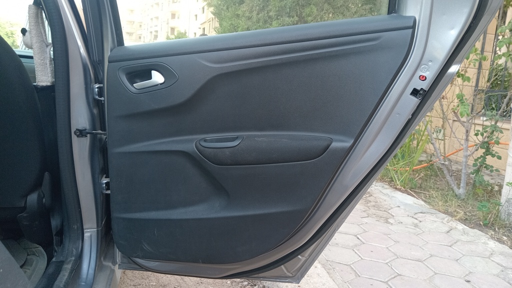 RR R DOOR