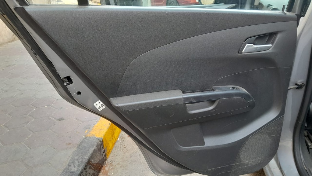 RR L DOOR