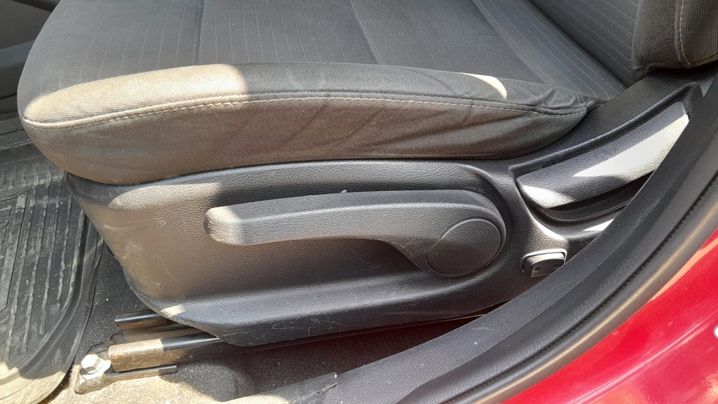 DRIVER SEAT SWITCHES