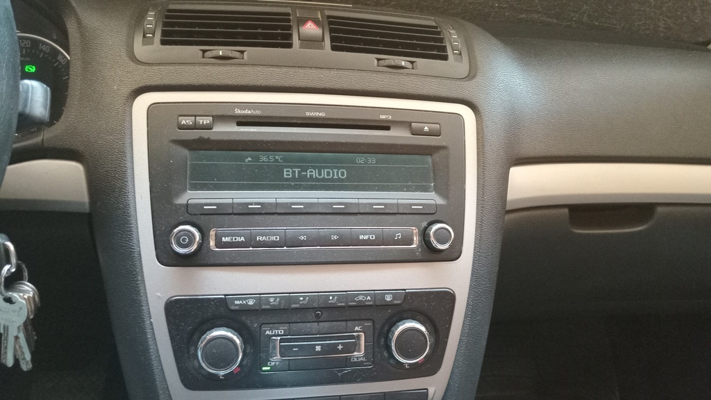 MULTIMEDIA SCREEN