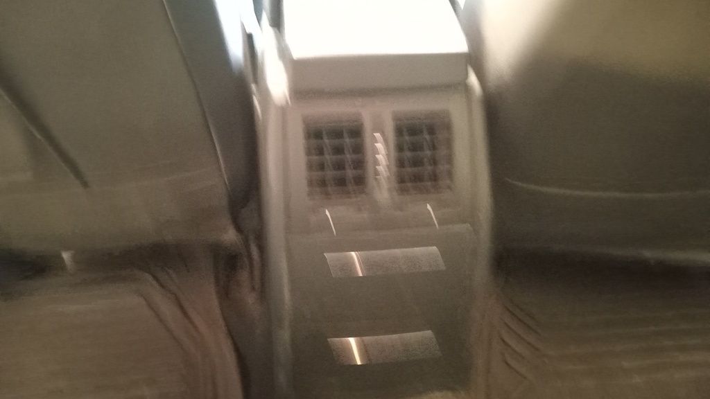 RR AC GRILL