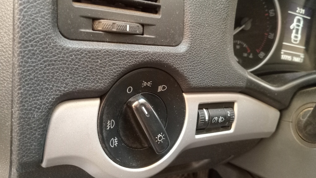 LIGHT SWITCHES