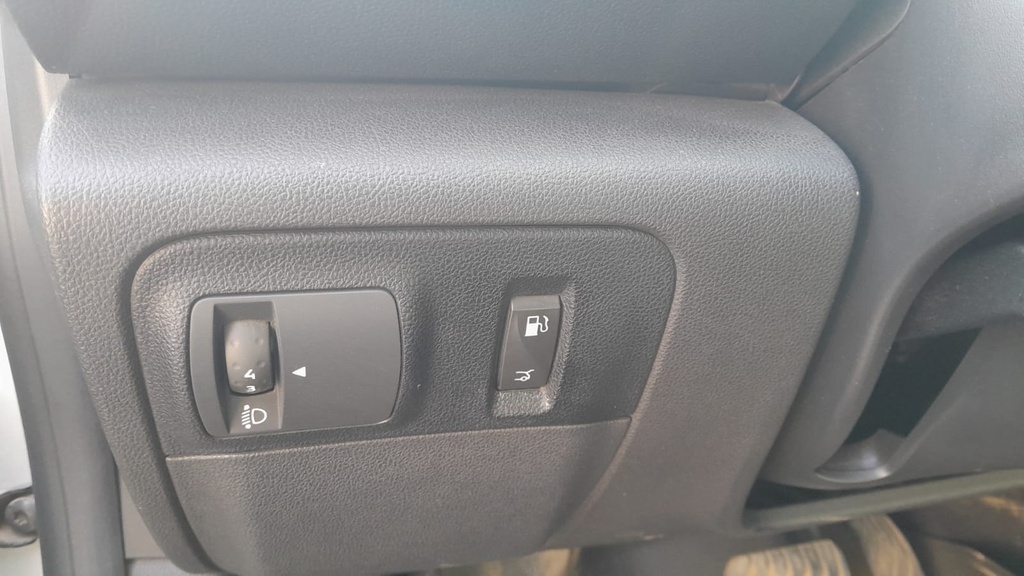 LIGHT SWITCHES