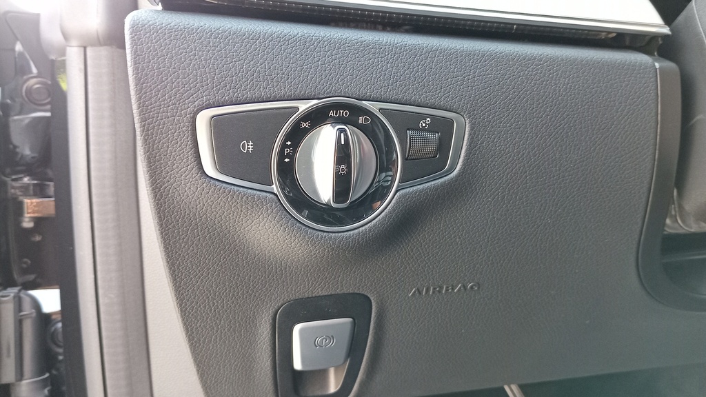 LIGHT SWITCHES