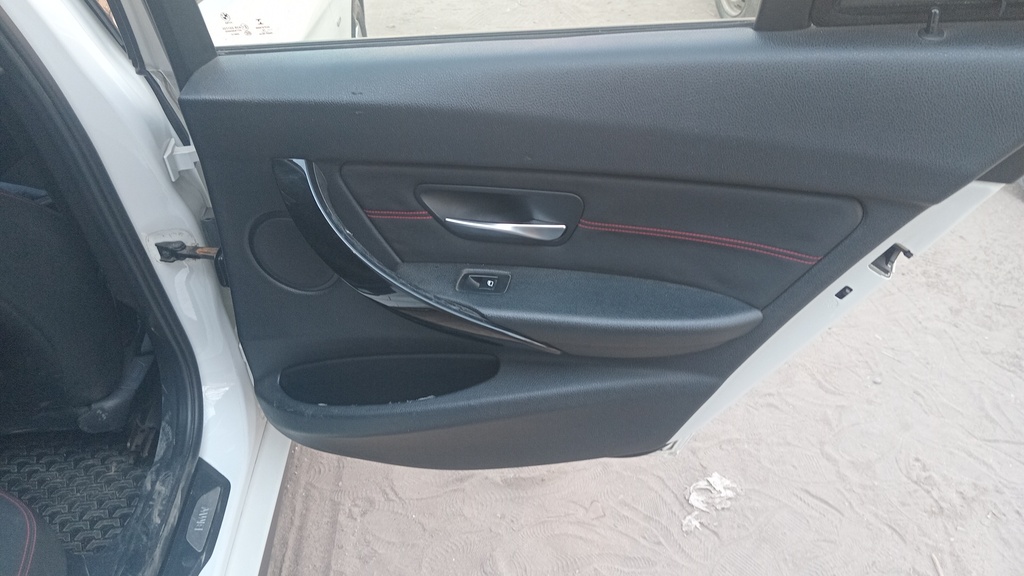 RR R DOOR