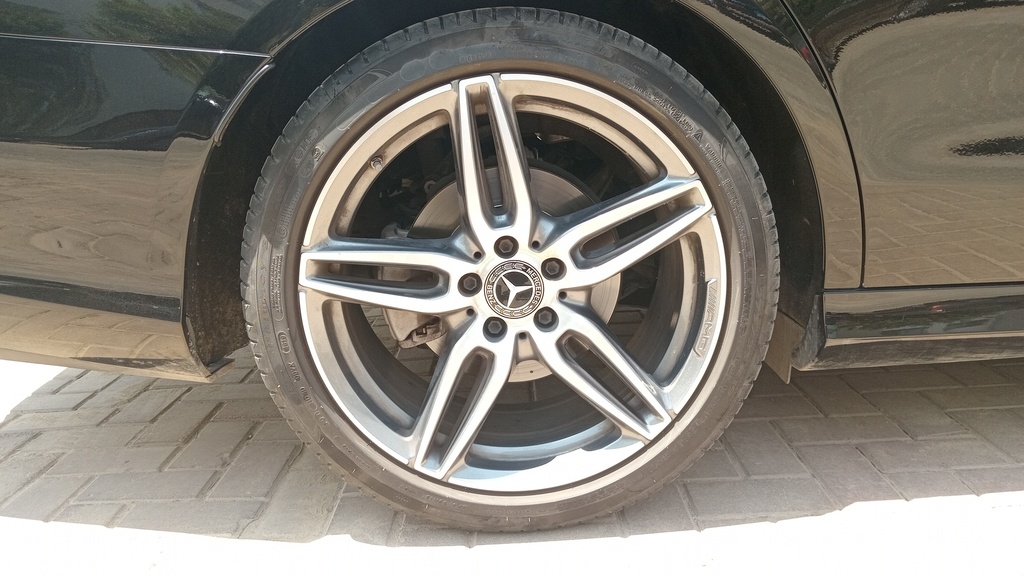 RR R TIRE