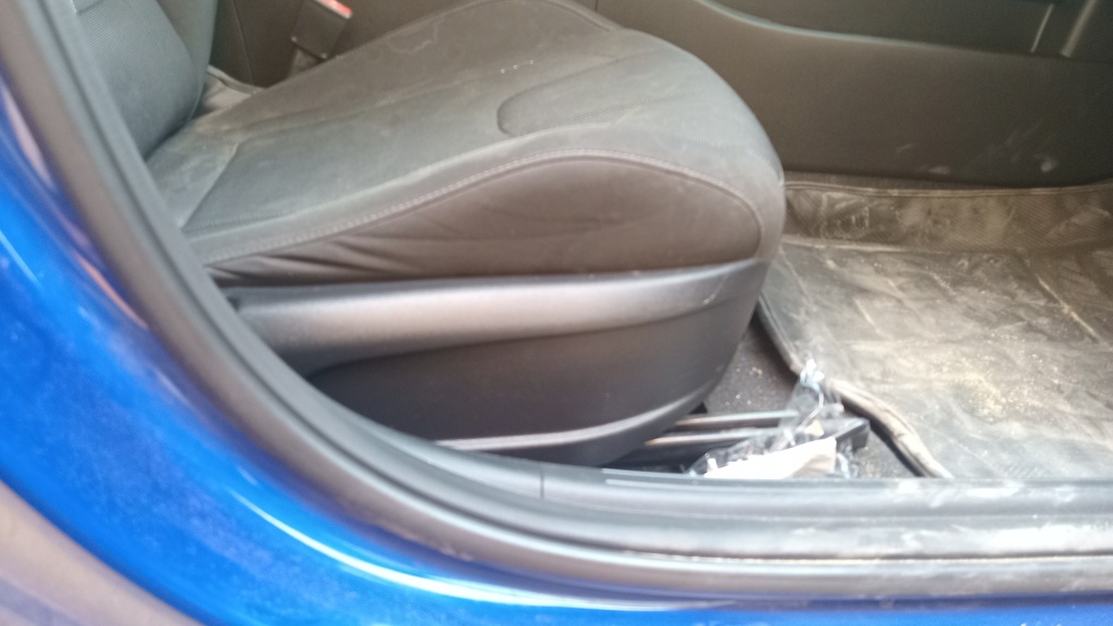 DRIVER SEAT SWITCHES