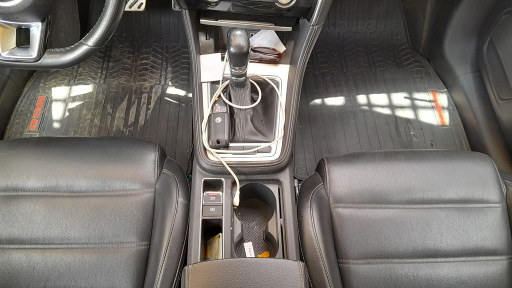 CONSOLE