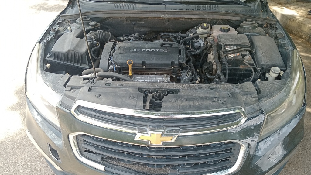 ENGINE COMPARTMENT