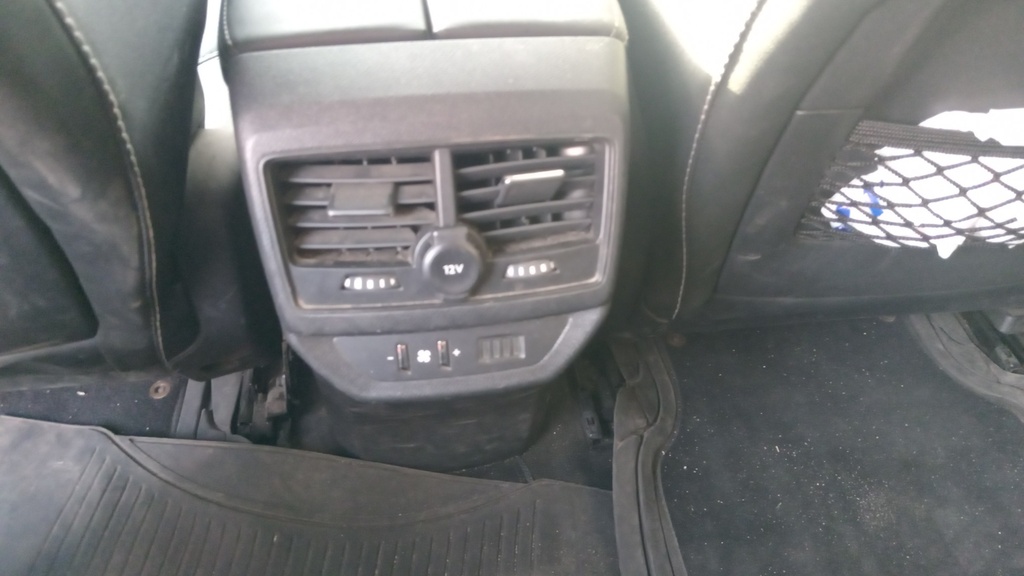 RR AC GRILL