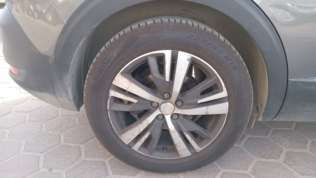 RR R TIRE