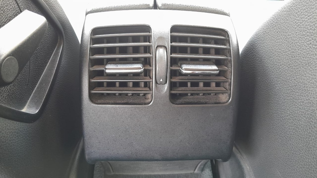 RR AC GRILL