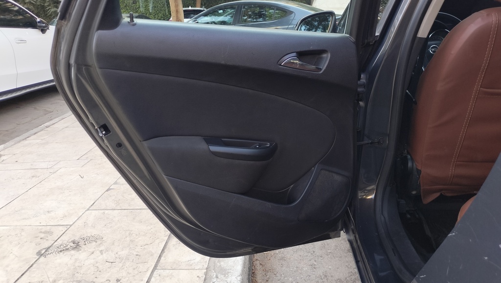 RR L DOOR