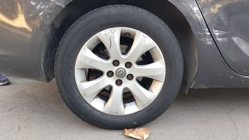 RR R TIRE