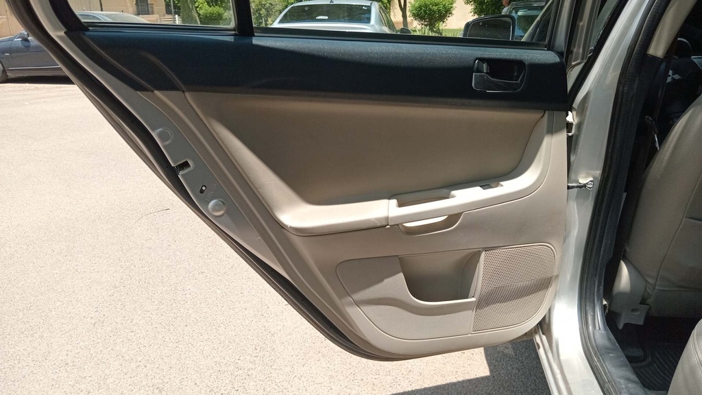 RR L DOOR