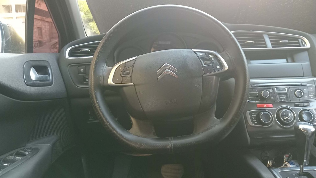 STEERING WHEEL