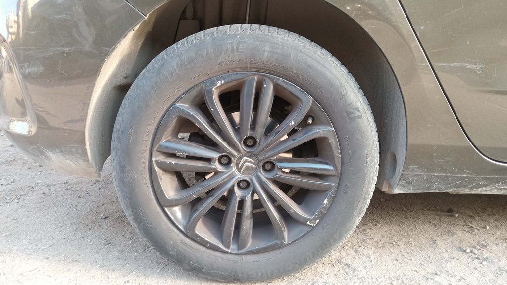 RR R TIRE