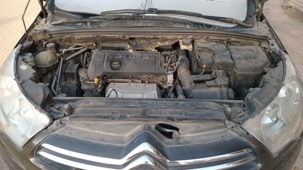 ENGINE COMPARTMENT
