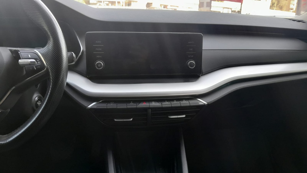 MULTIMEDIA SCREEN
