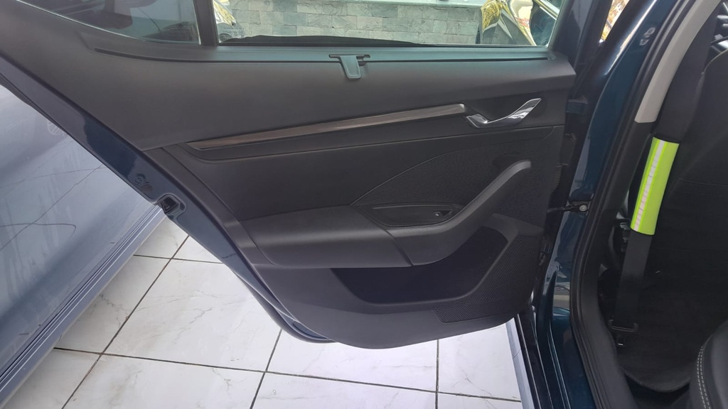 RR L DOOR