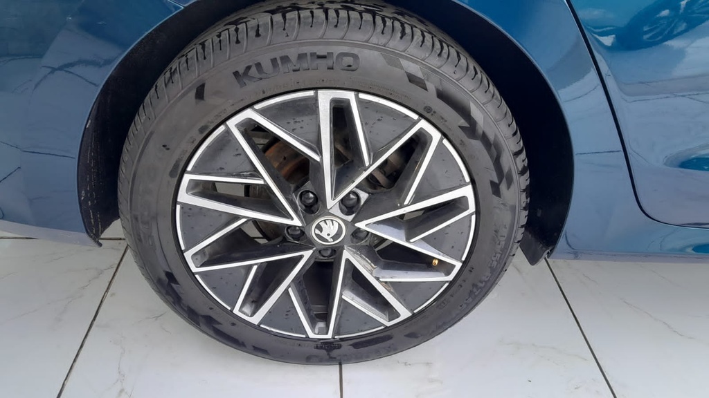 RR R TIRE