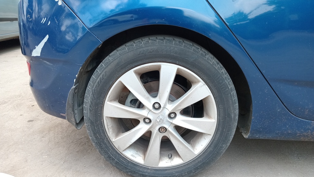 RR R TIRE