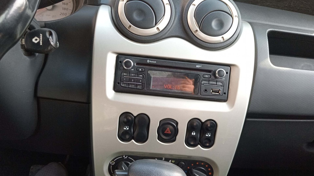 MULTIMEDIA SCREEN