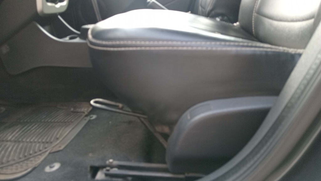 DRIVER SEAT SWITCHES