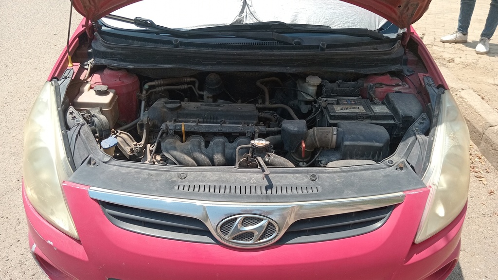 ENGINE COMPARTMENT