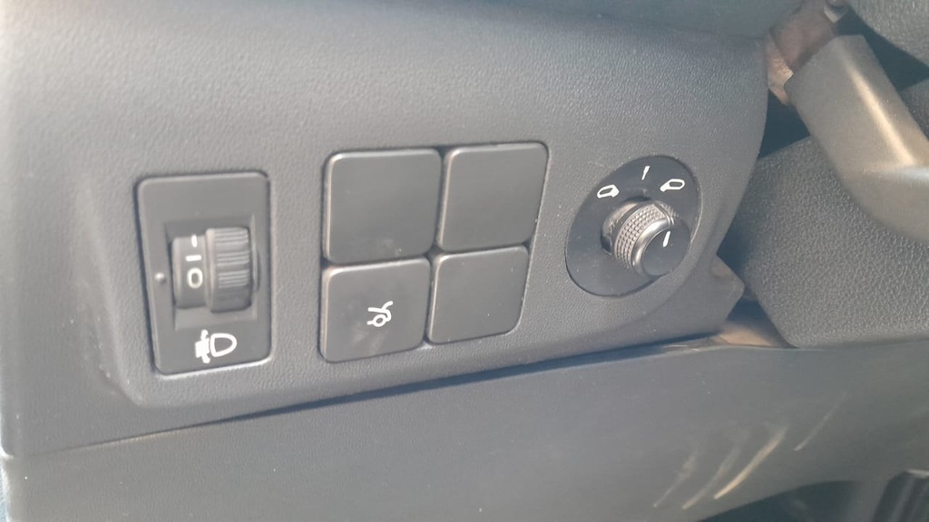 LIGHT SWITCHES