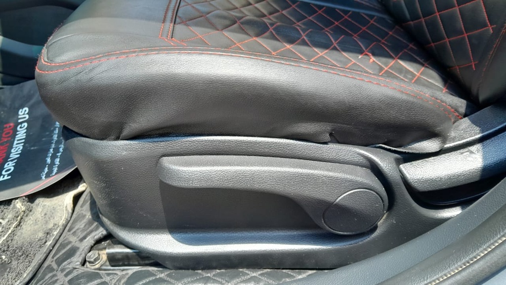 DRIVER SEAT SWITCHES