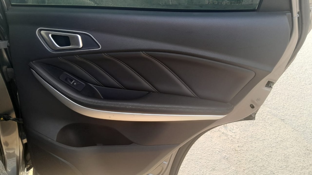 RR R DOOR