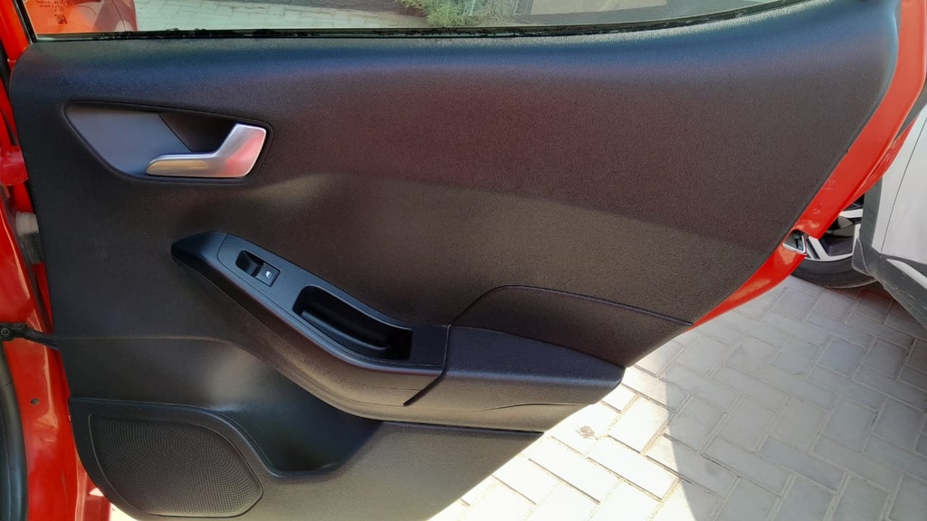RR R DOOR