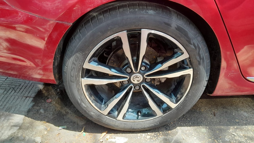 RR R TIRE