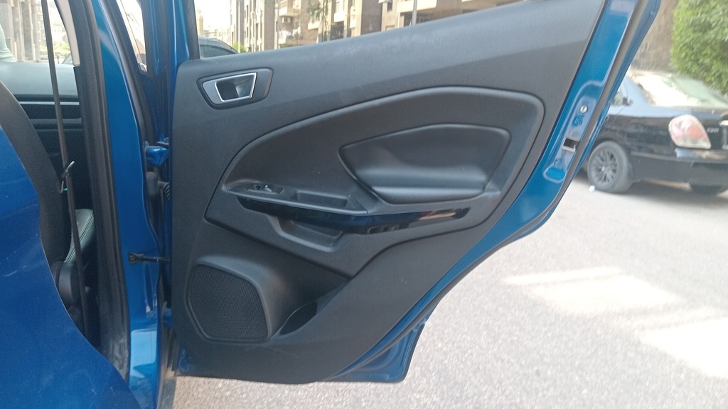 RR R DOOR