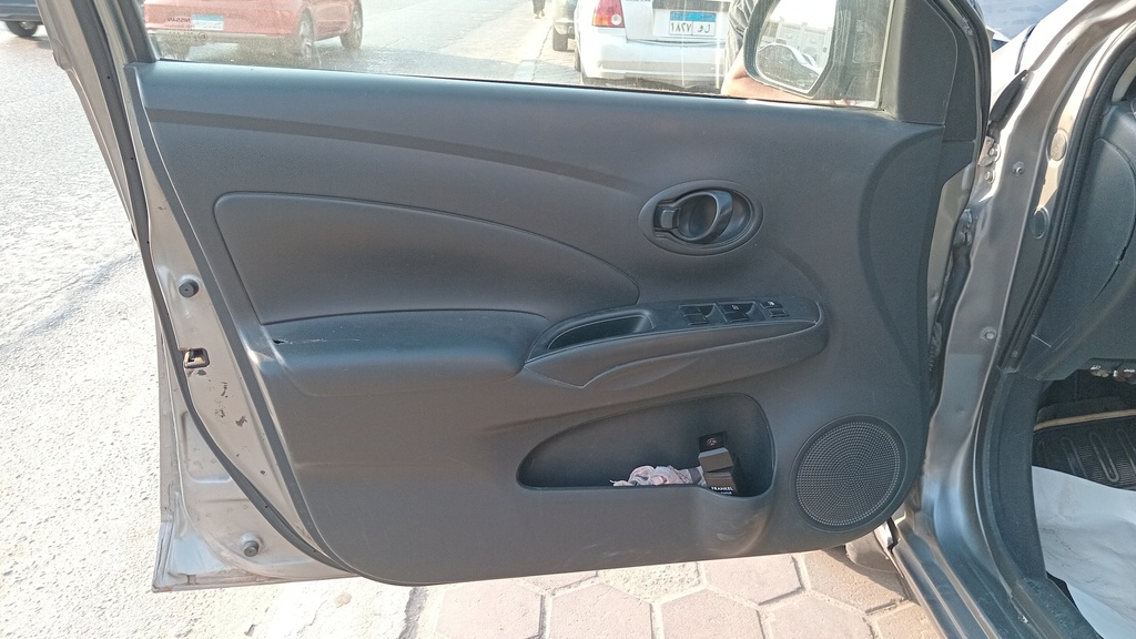 FR L DOOR
