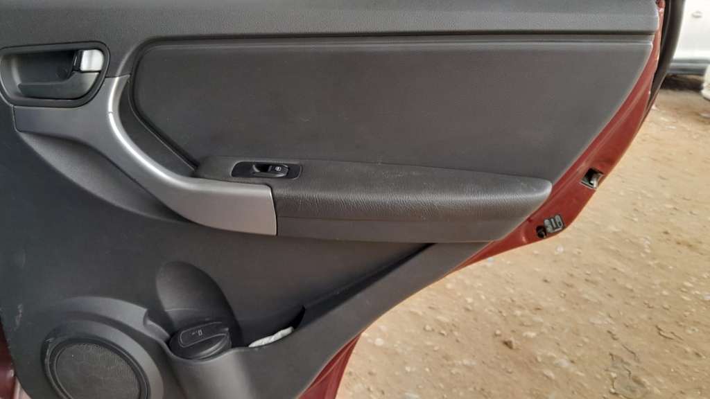 RR R DOOR