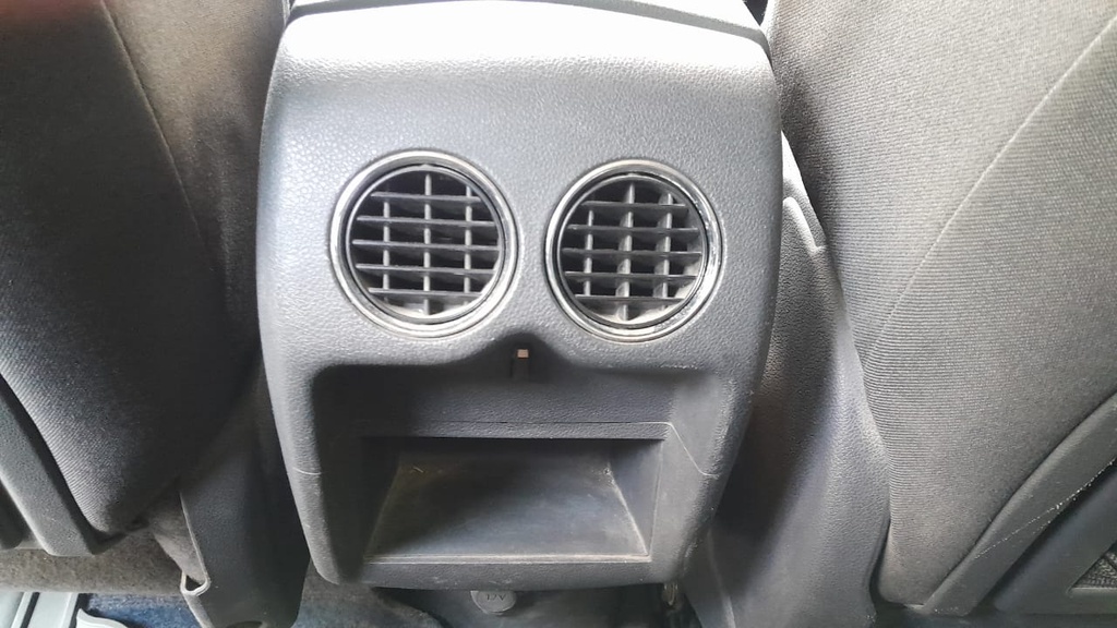 RR AC GRILL