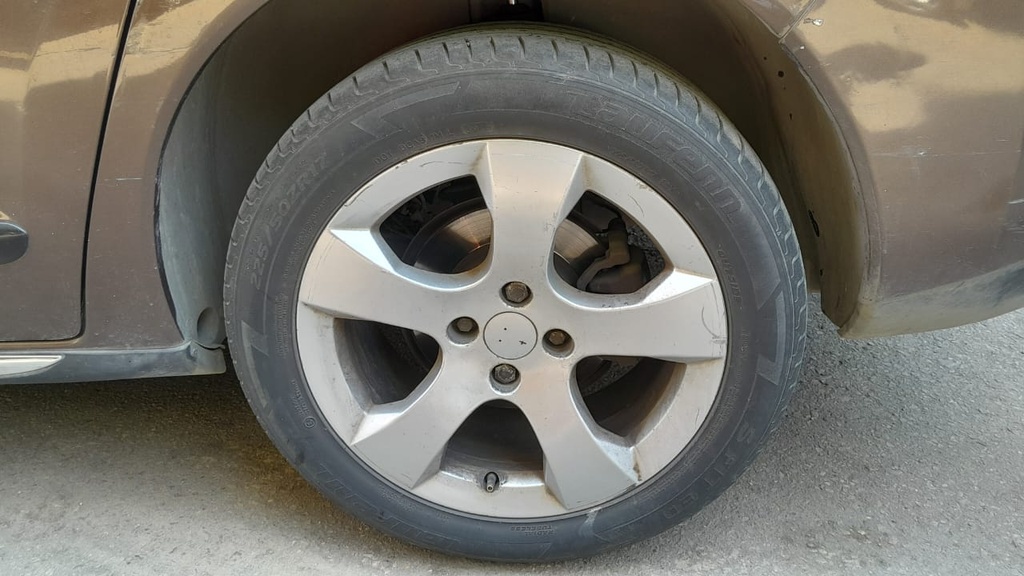 RR L TIRE
