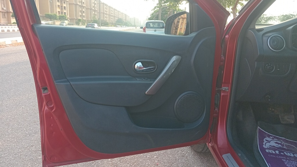 FR L DOOR