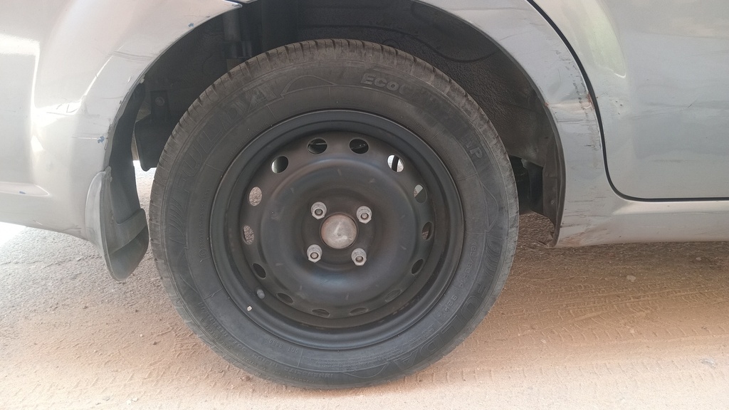 RR R TIRE