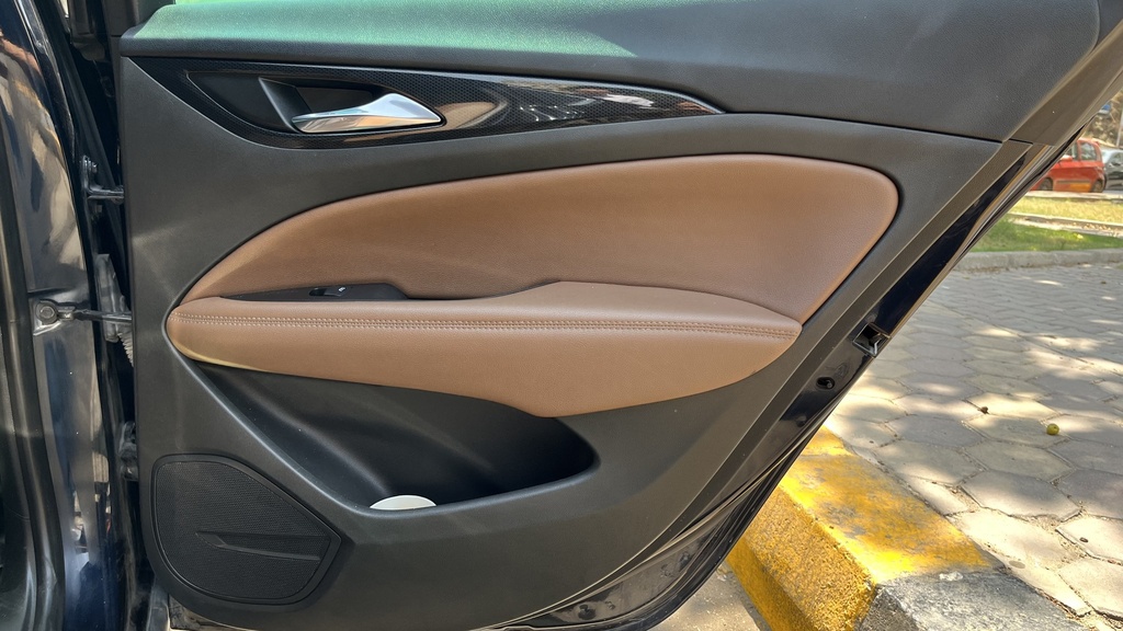 RR R DOOR