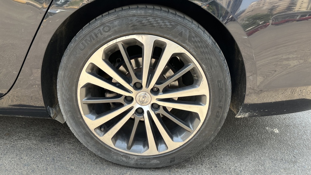 RR L TIRE