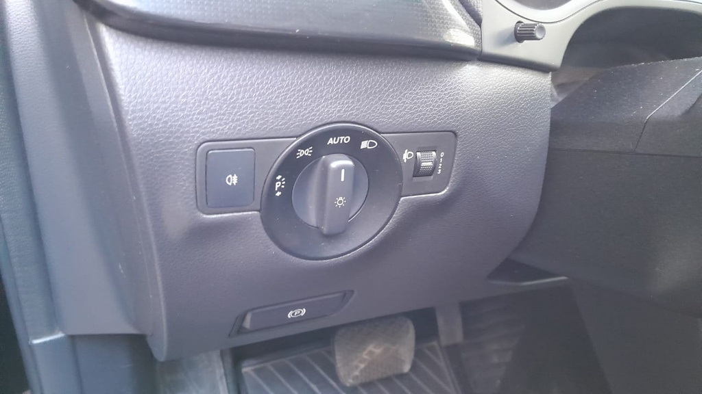 LIGHT SWITCHES