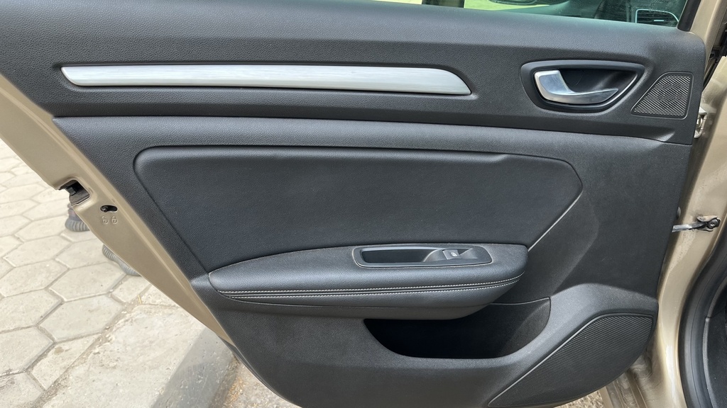 RR L DOOR