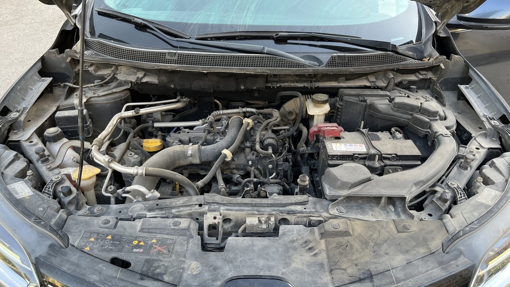 ENGINE COMPARTMENT