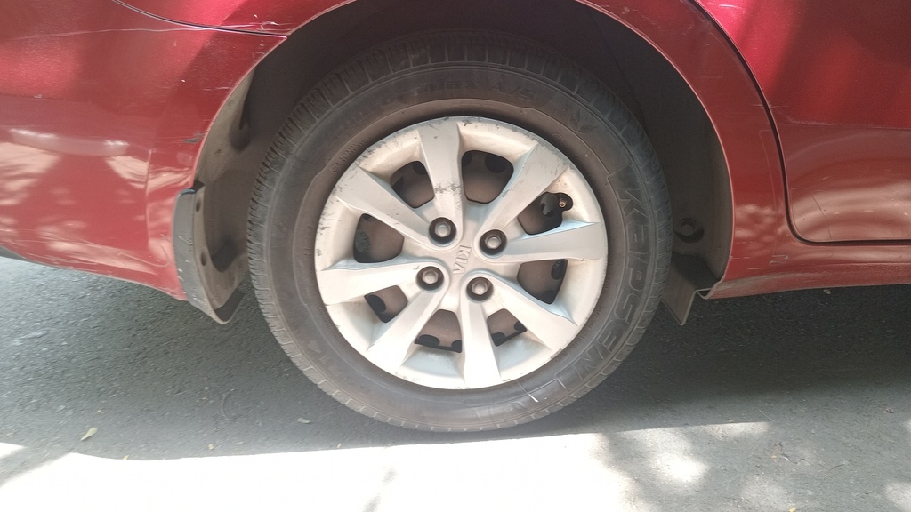 RR R TIRE